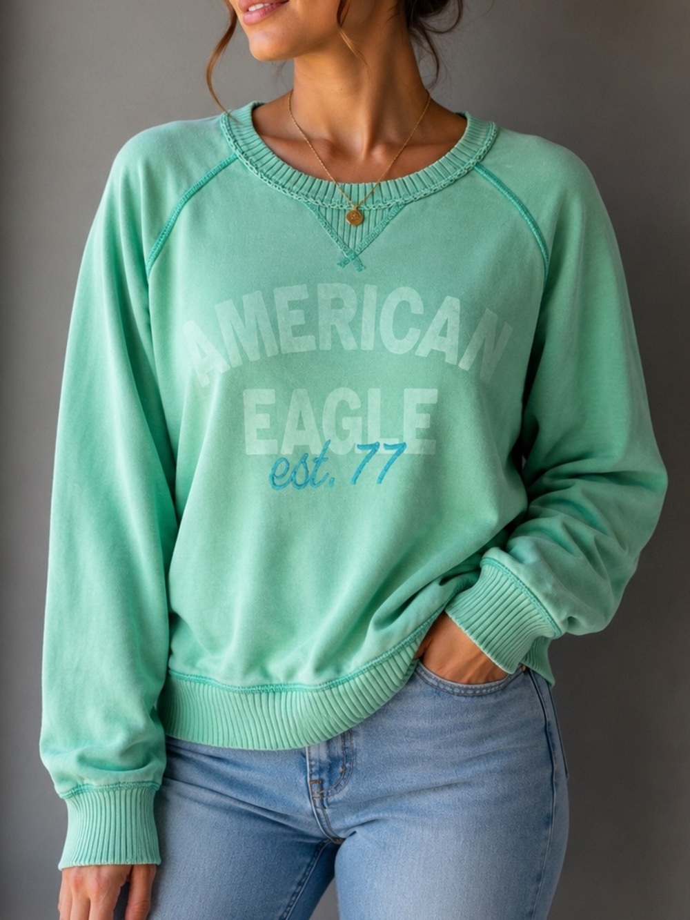 American Eagle Mint Green “Live-In” Graphic Crewneck Sweatshirt XS